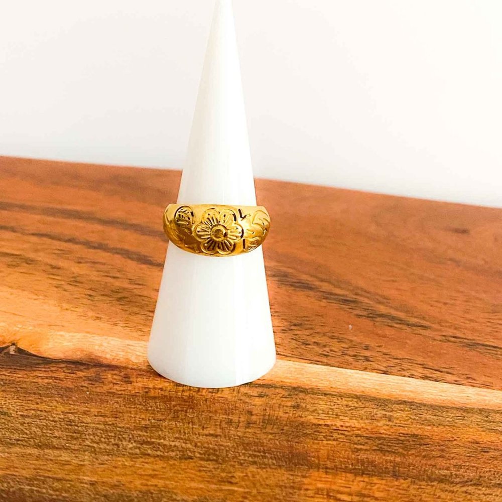 Floral Etched Market Brass Ring